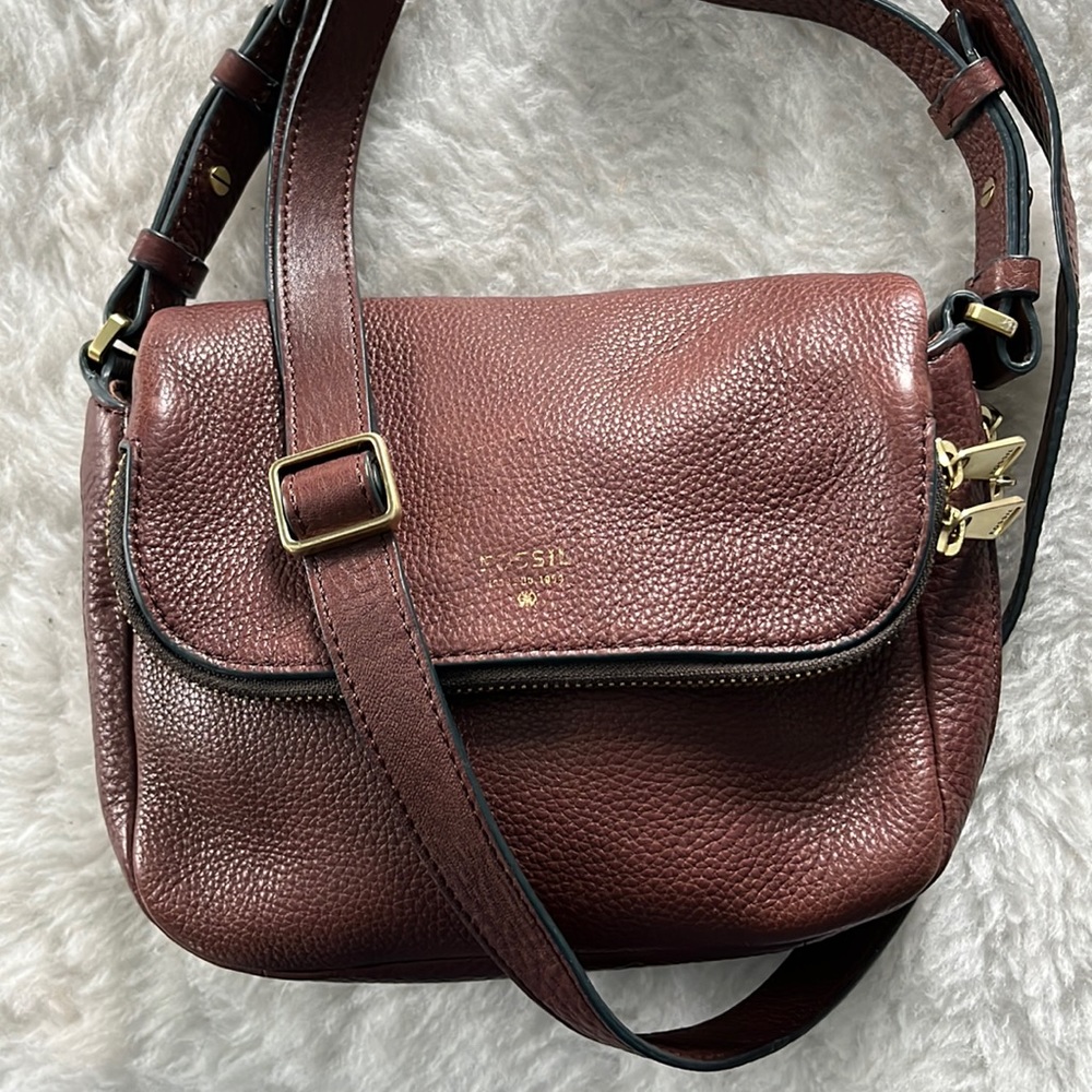 Fossil brown leather small fold over multiple zipper crossbody stash bag